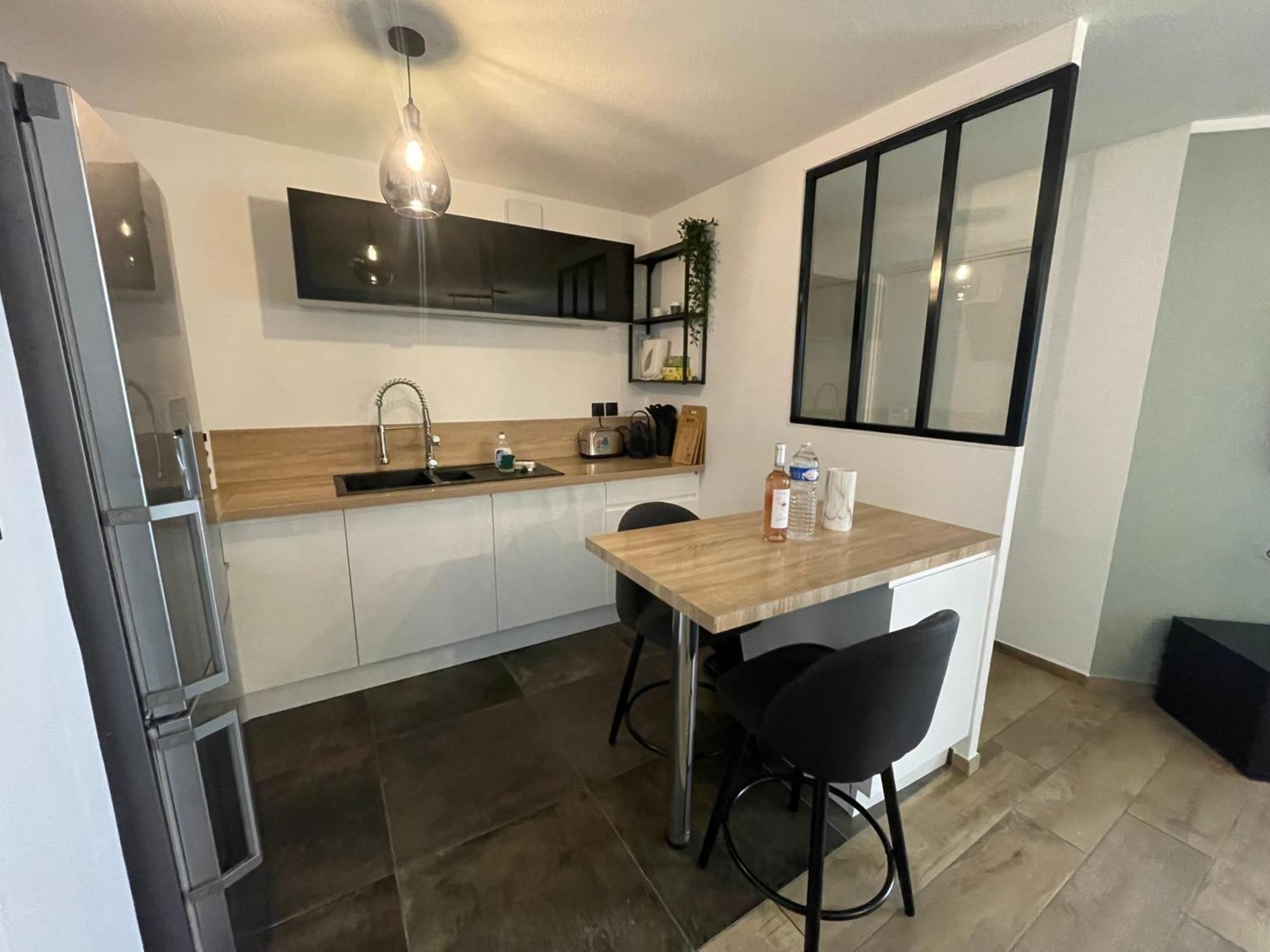 Appartement L'Amandier - Clim Et Parking - à Sète Extérieur photo